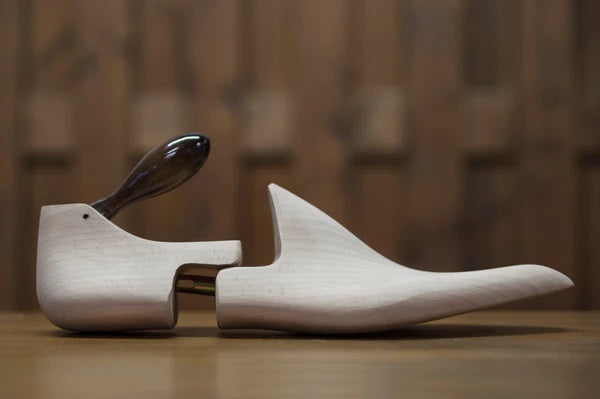 Custom Fitted Bespoke Shoe Tree With Wooden Club - Bondeno® Bespoke Custom Fitted Shoes with At Home Fittings